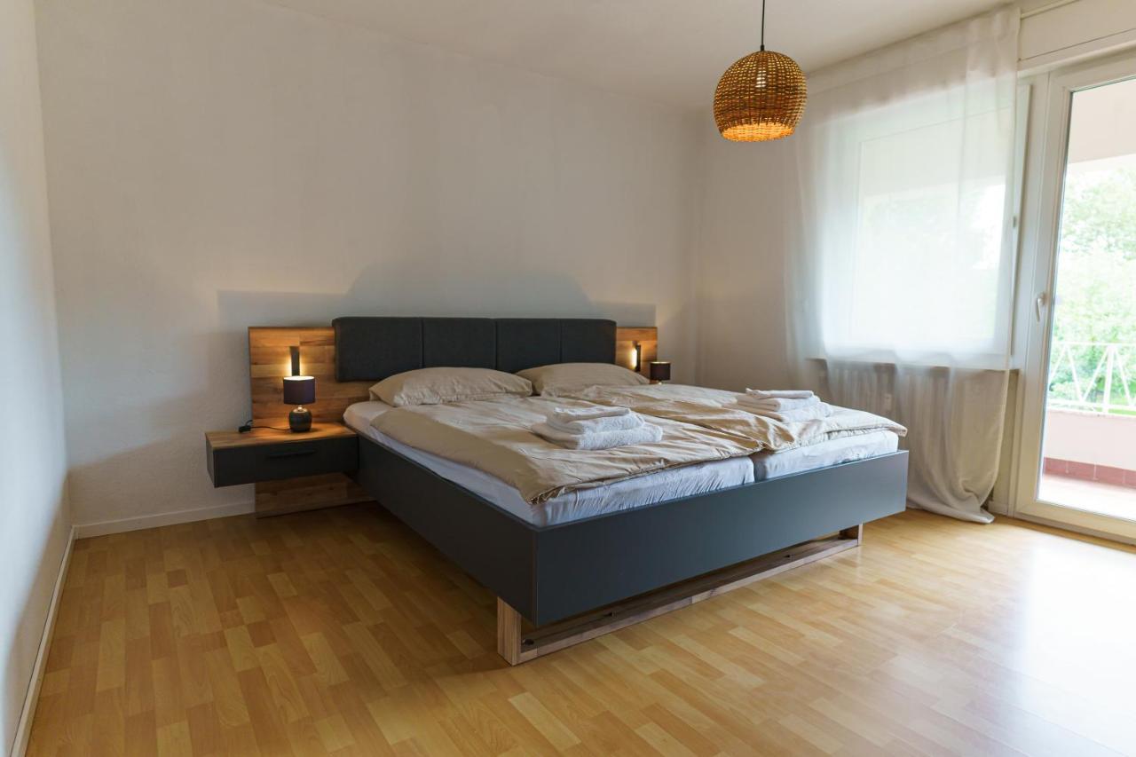 Grosszuegiges Apartment Mit Balkon Fuer Monteure Und Feriengaeste Dillingen an der Saar Exterior foto